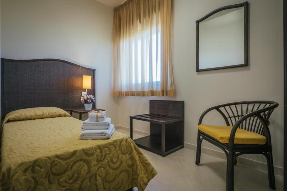 Hotel Costa Azul Balestrate Extérieur photo