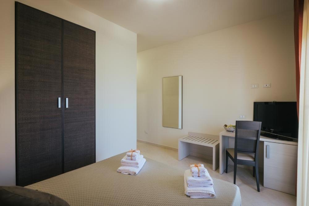 Hotel Costa Azul Balestrate Extérieur photo